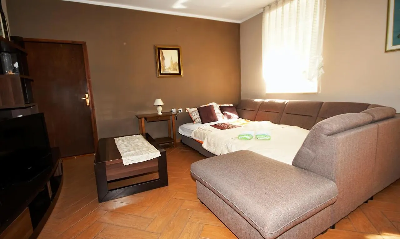 Green House Apartment Pula Croatia