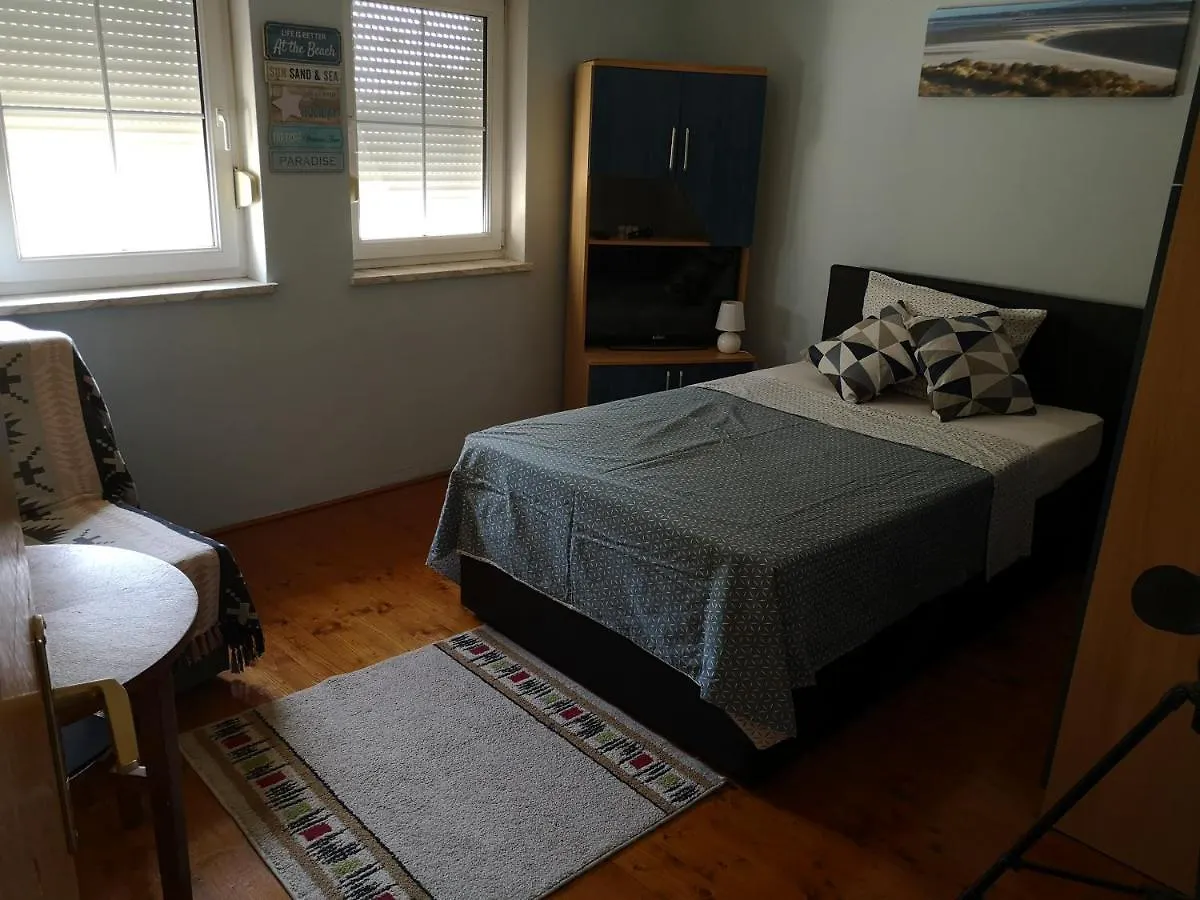 Green House Apartment Pula Croatia